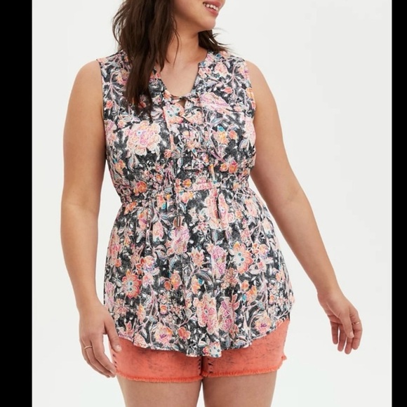 torrid Tops - TORRID Babydoll Challis Lace Up Tunic Top Women’s Plus 5X Floral Flowy Pockets